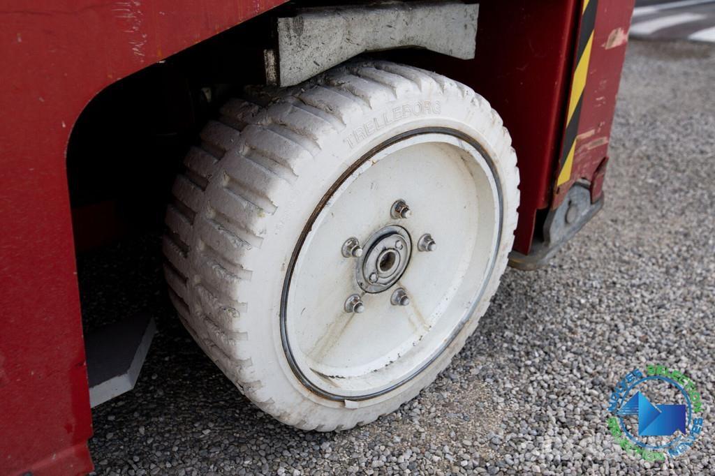 PB S225-12 Podnośniki nożycowe