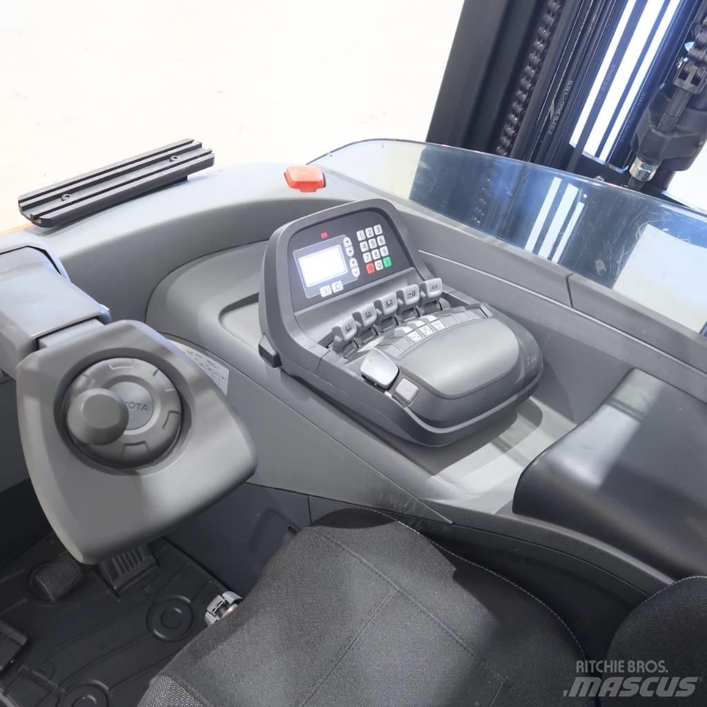 Toyota RRE160H Wózki widłowe wysokiego składowania