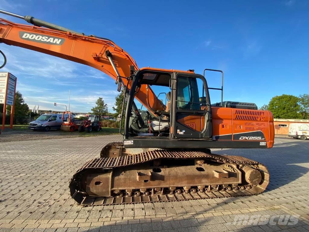 Doosan DX 255 LC-5 Koparki gąsienicowe