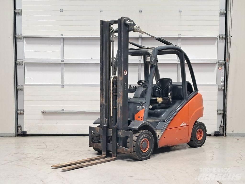 Linde H25T Wózki LPG