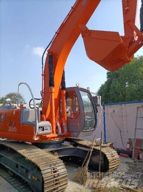 Hitachi Zaxis 200 Koparki gąsienicowe