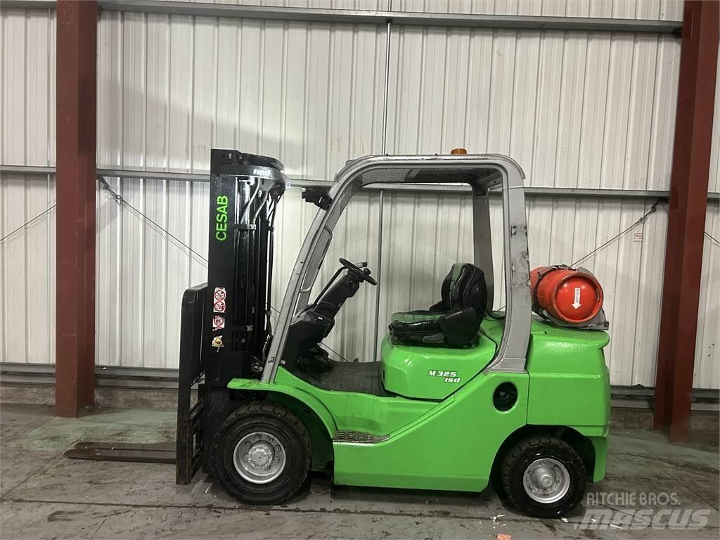 Cesab M325G Wózki LPG