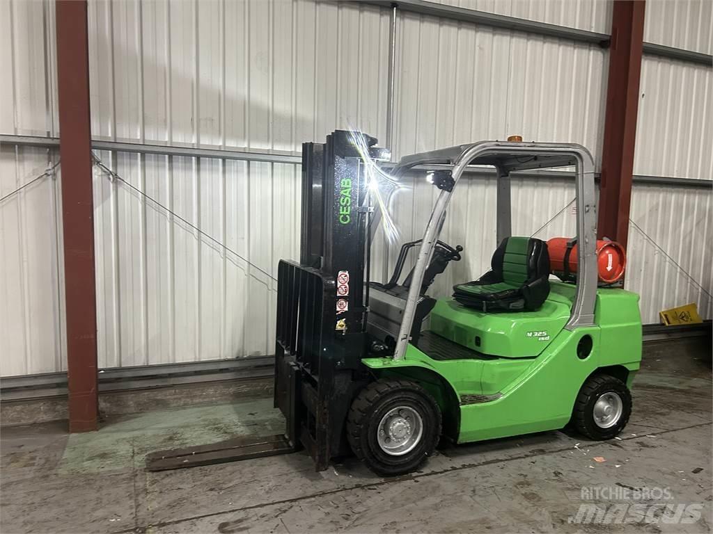 Cesab M325G Wózki LPG
