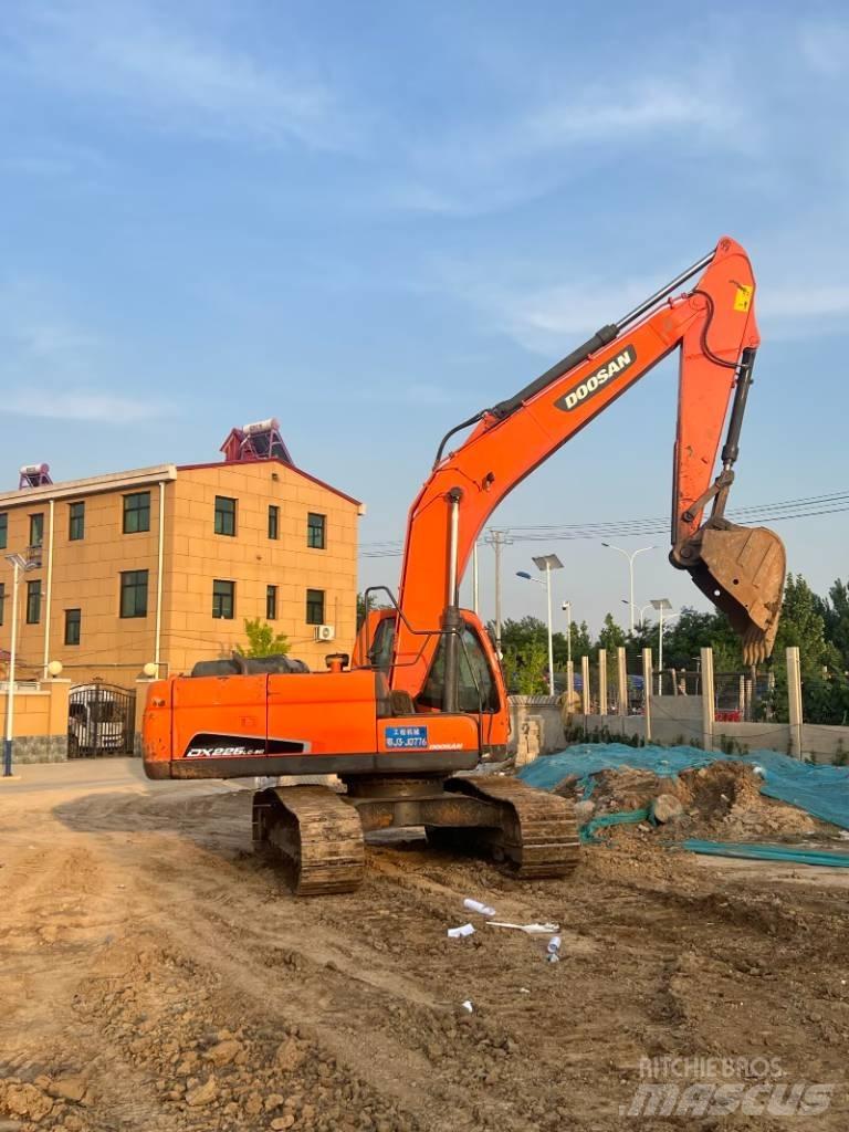 Doosan DX225LC-9C Koparki gąsienicowe