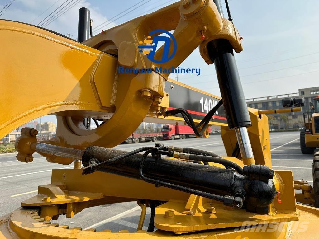 CAT 140K Równiarki