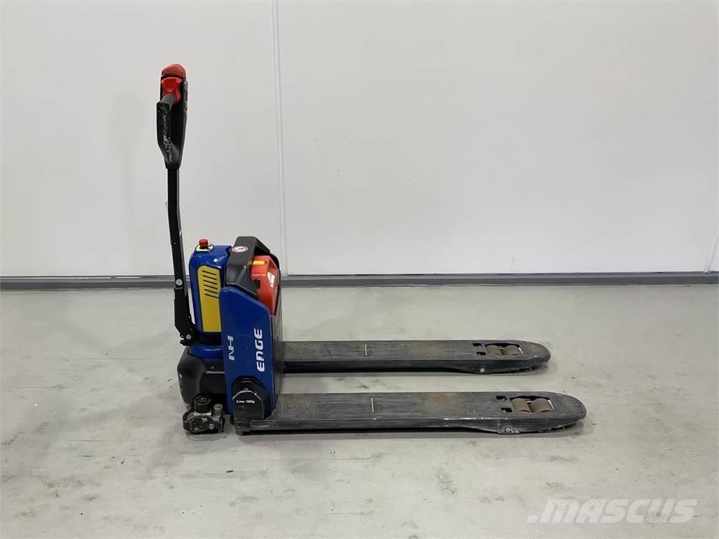 NH SKP1500E Wózki widłowe unoszące