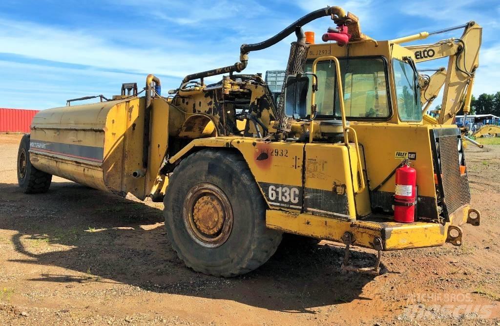 CAT 613 C Skrobaki