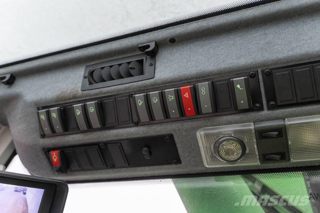 Sennebogen 821 E Koparki kołowe