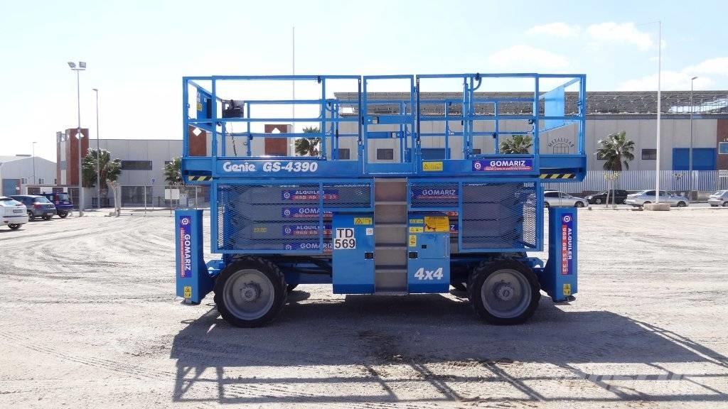 Genie GS 4390 RT Podnośniki nożycowe