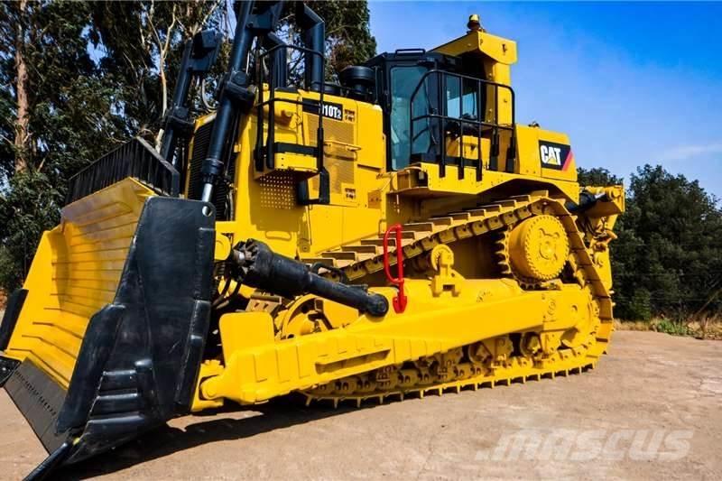CAT D10T Spycharki gąsienicowe