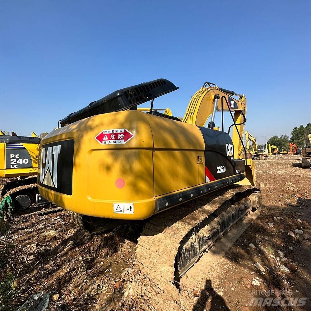 CAT 326D Koparki gąsienicowe