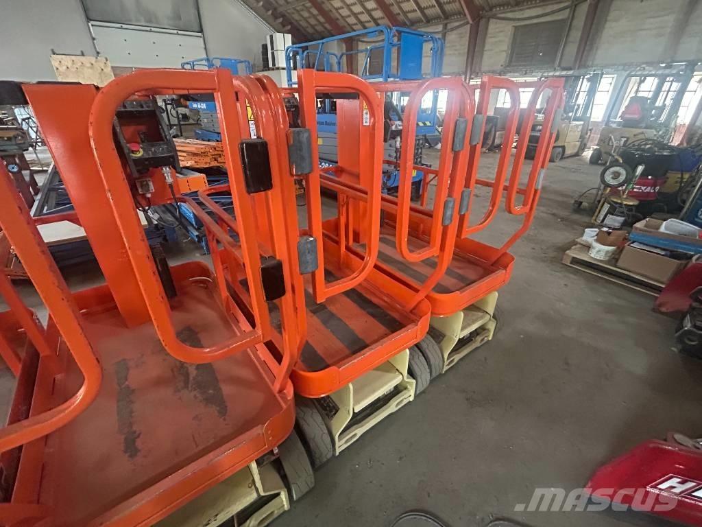JLG 1230 ES Podnośniki masztowe