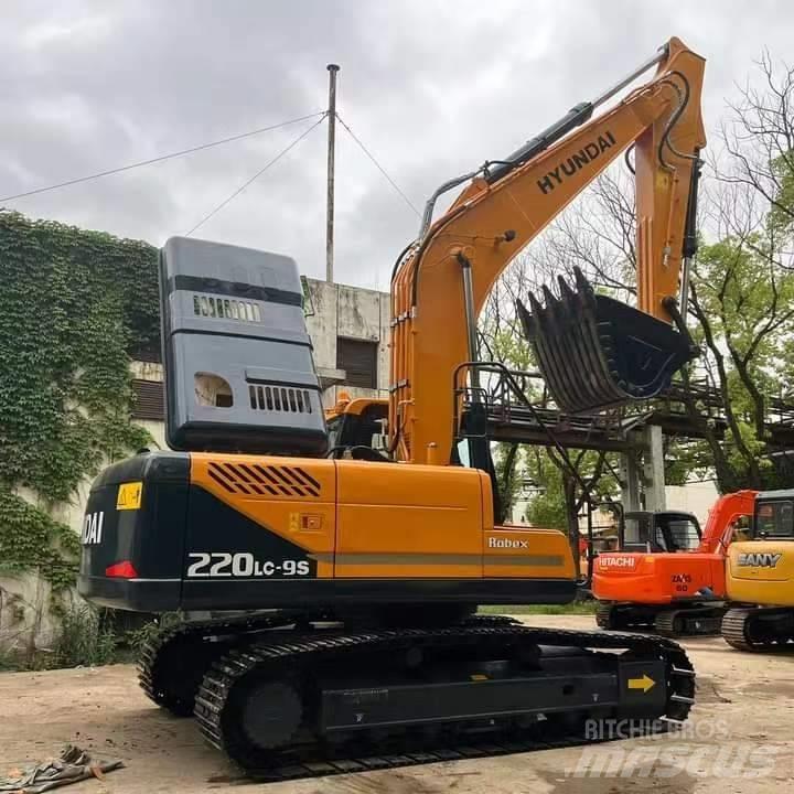 Hyundai R220LC-9S Koparki gąsienicowe