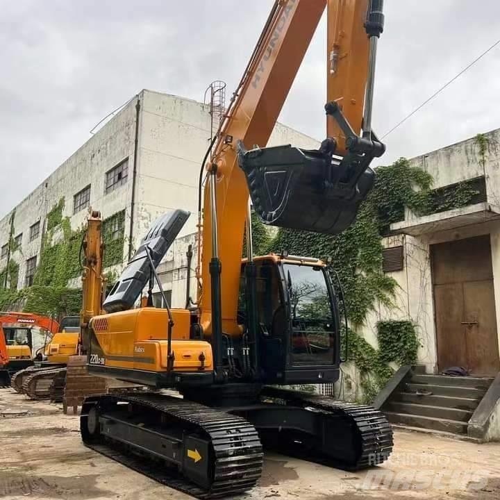 Hyundai R220LC-9S Koparki gąsienicowe