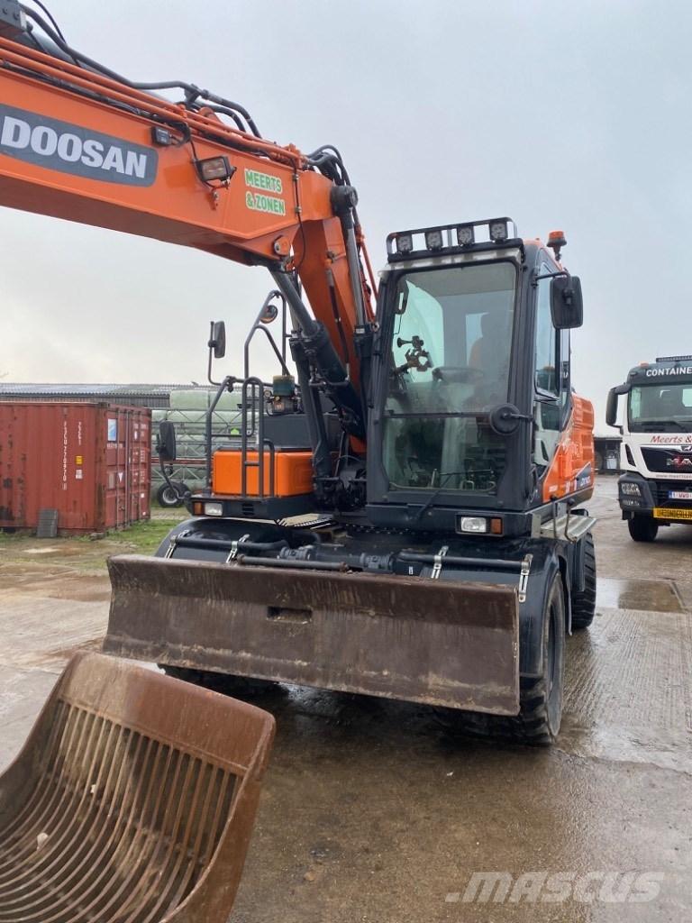 Doosan DX 140 W -5 Żurawie szosowo-terenowe