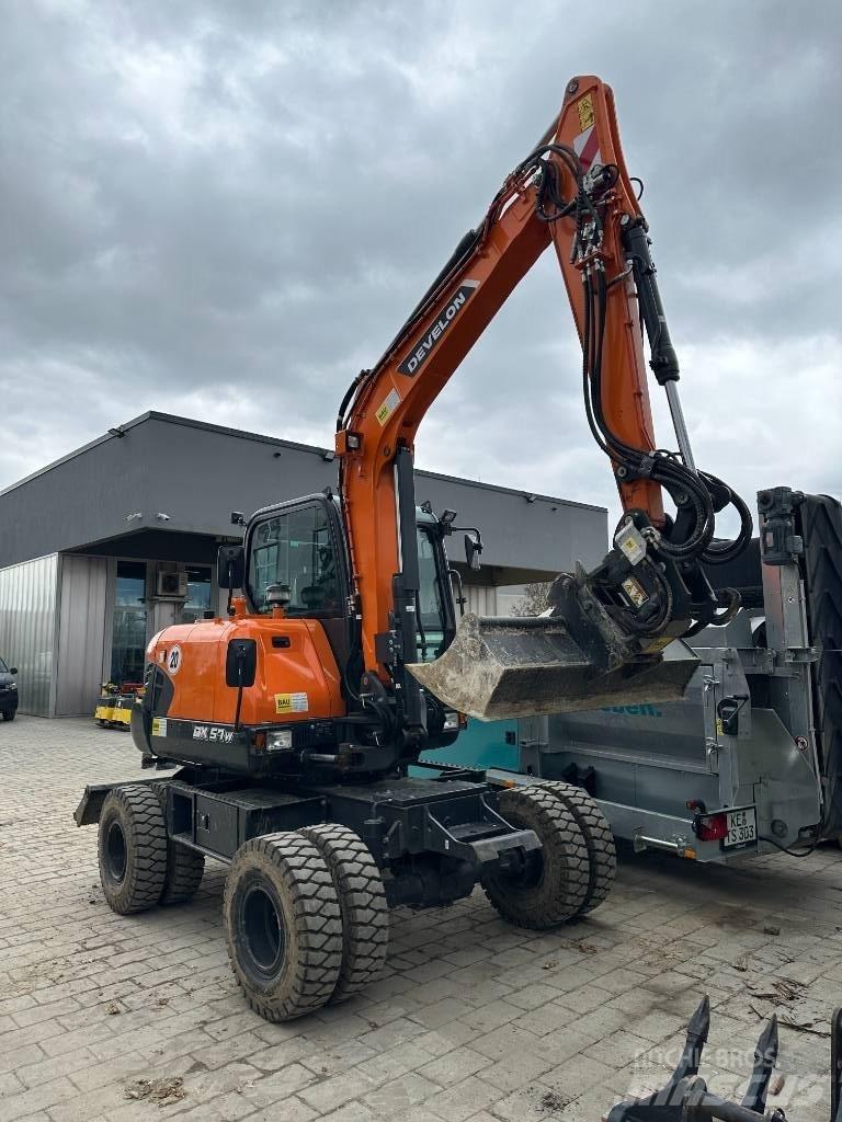 Develon DX 57 W-7 Koparki kołowe