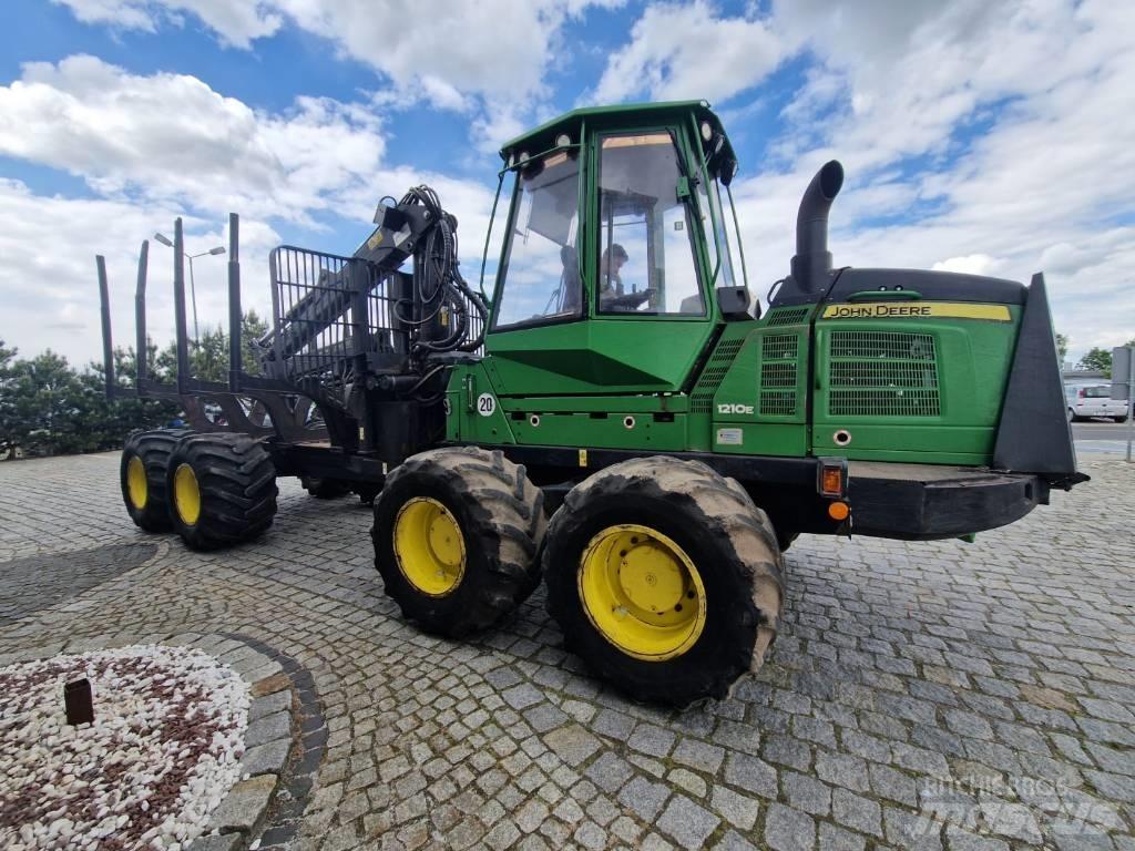 John Deere 1210 E Forwardery
