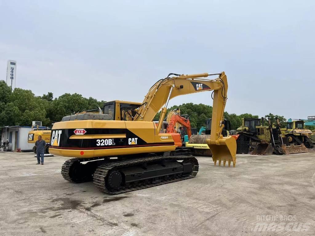 CAT 320 B L Koparki gąsienicowe