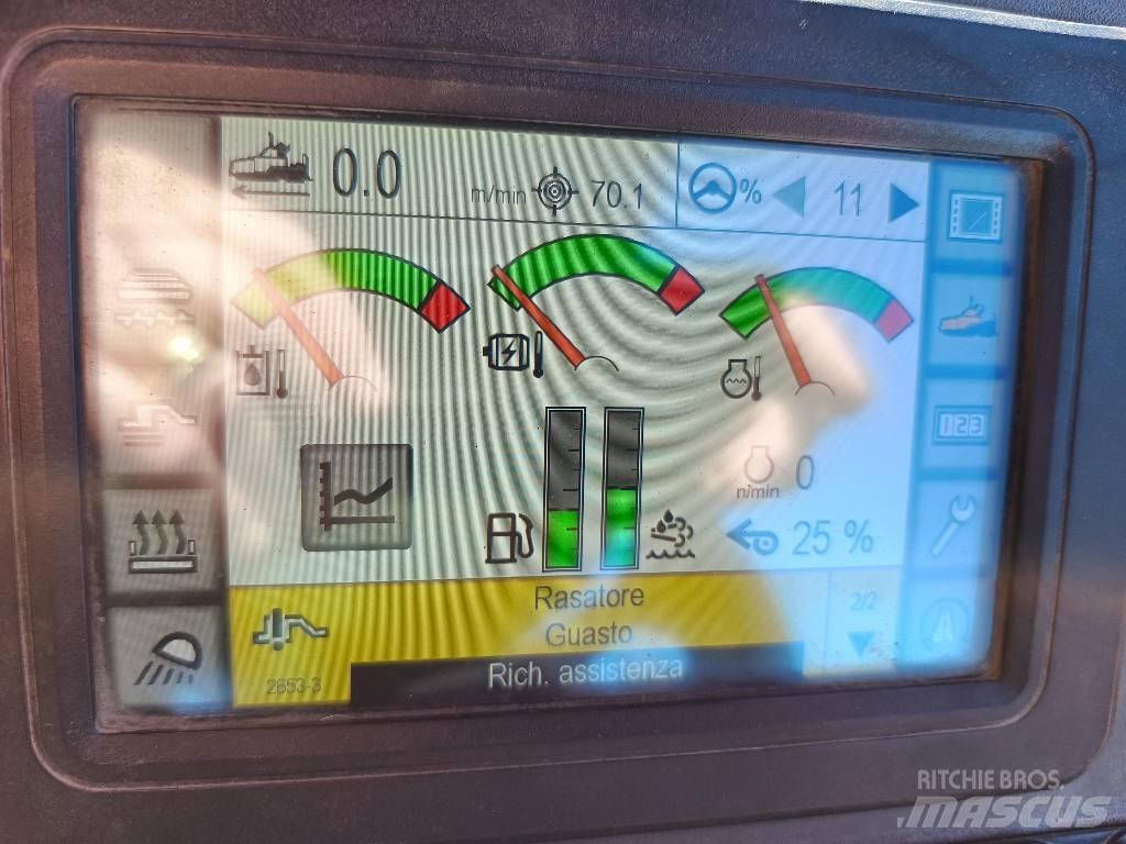 CAT AP 600F Rozściełacze do asfaltu