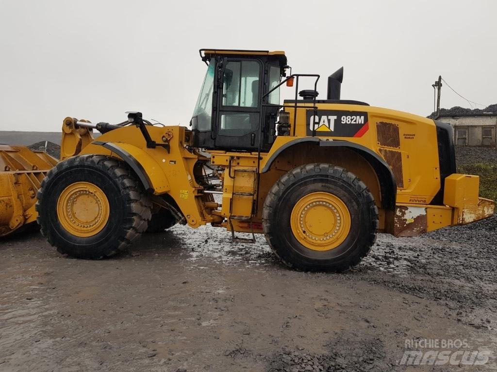 CAT 982m Ładowarki kołowe