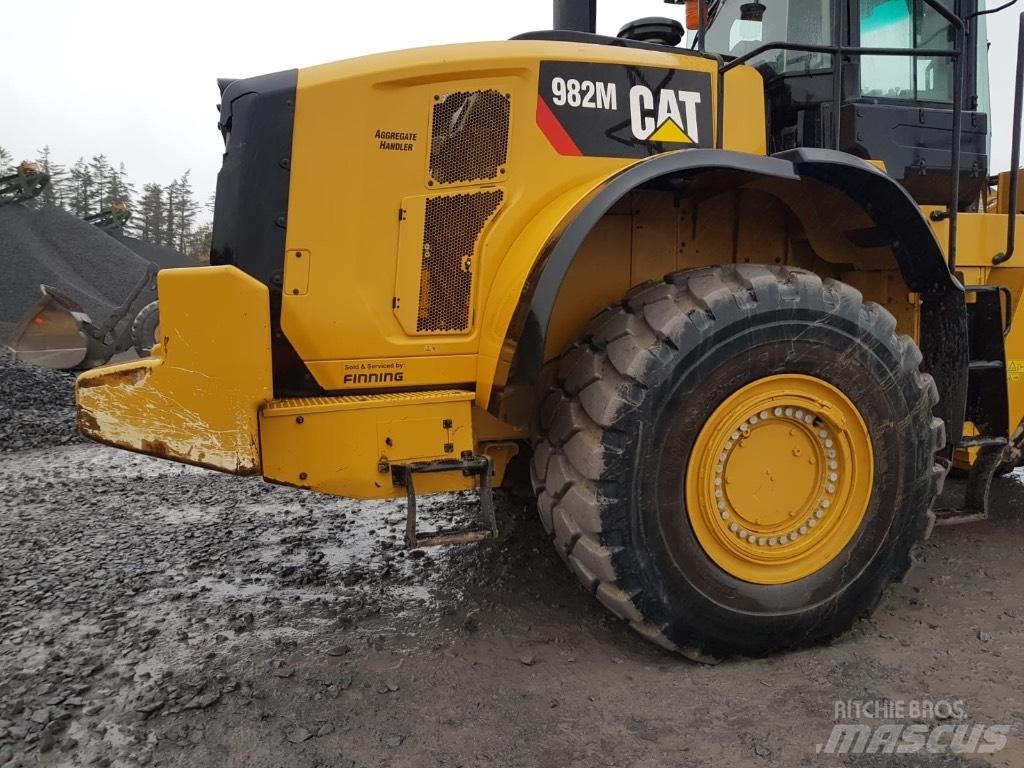 CAT 982m Ładowarki kołowe