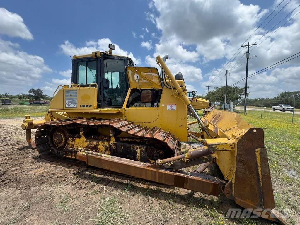 Komatsu D65WX-17 Spycharki gąsienicowe