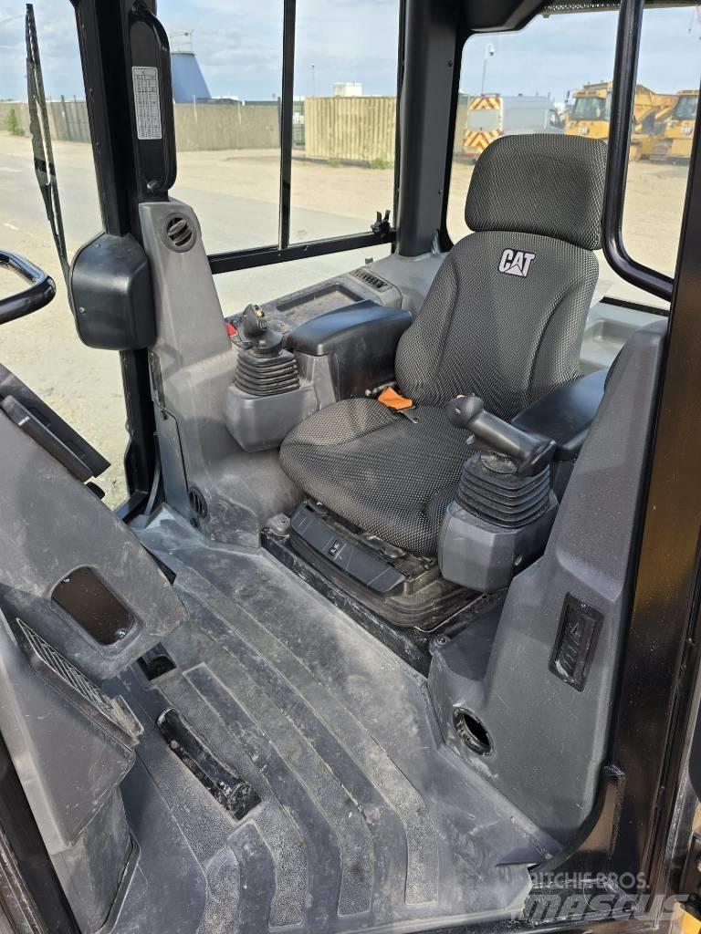 CAT D 3 LGP Spycharki gąsienicowe