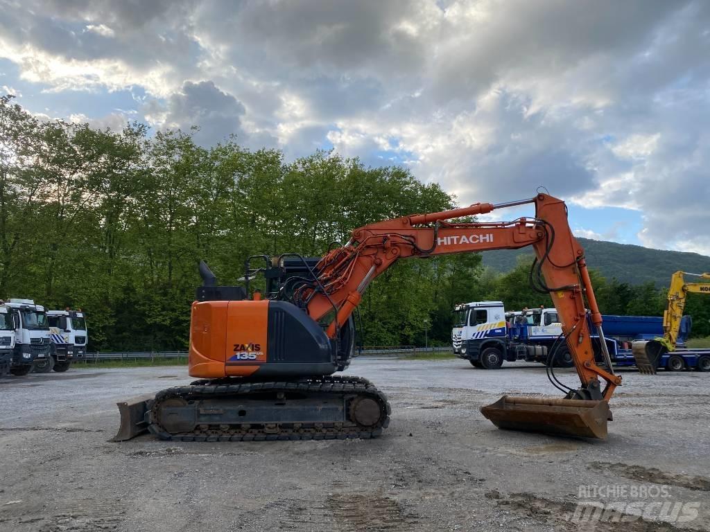 Hitachi ZX 135 US-6 Koparki gąsienicowe