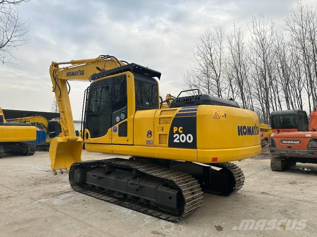 Komatsu pc200-8 Koparki gąsienicowe