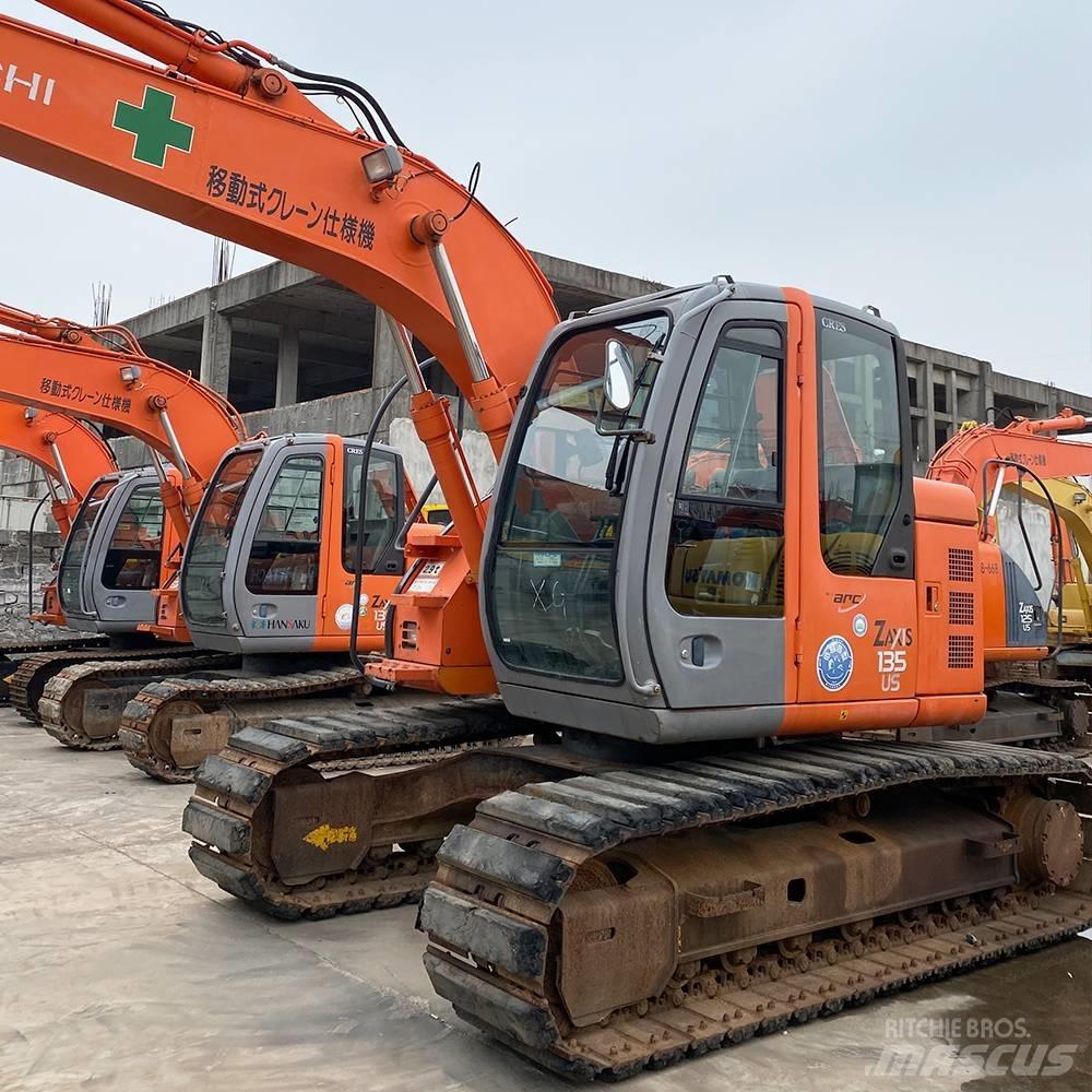 Hitachi 135 Koparki gąsienicowe