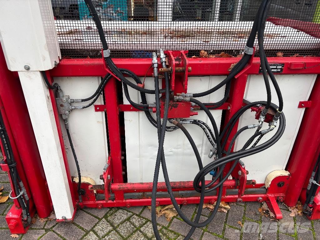 Trioliet TU 195 Rozdrabniacze, krajarki i odwijarki słomy