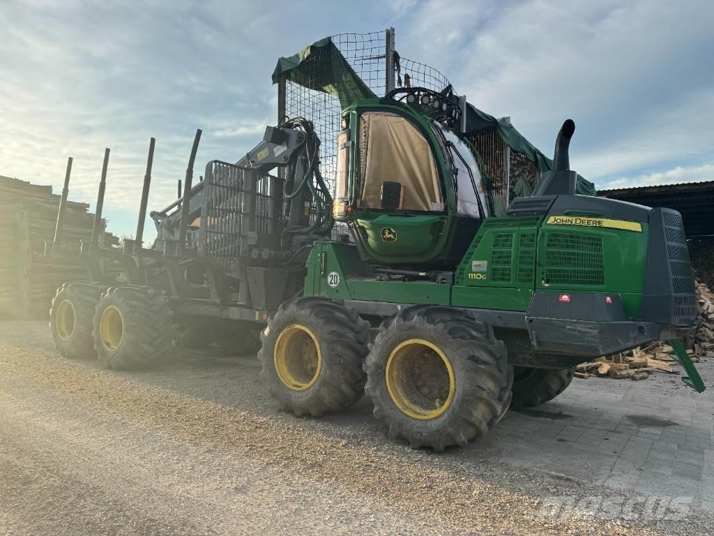 John Deere 1110 G Forwardery