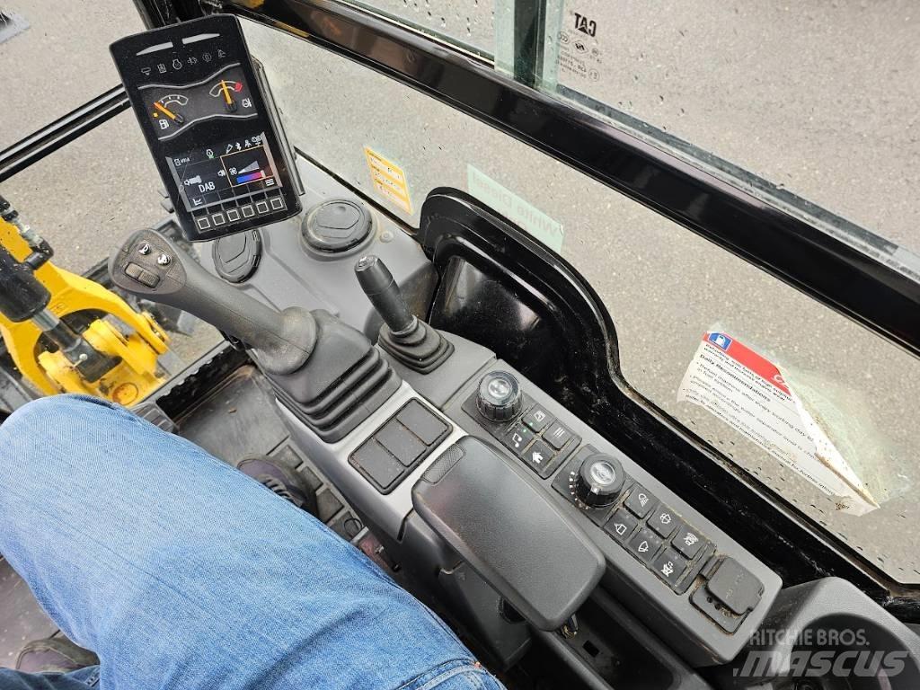 CAT 301.8 Minikoparki