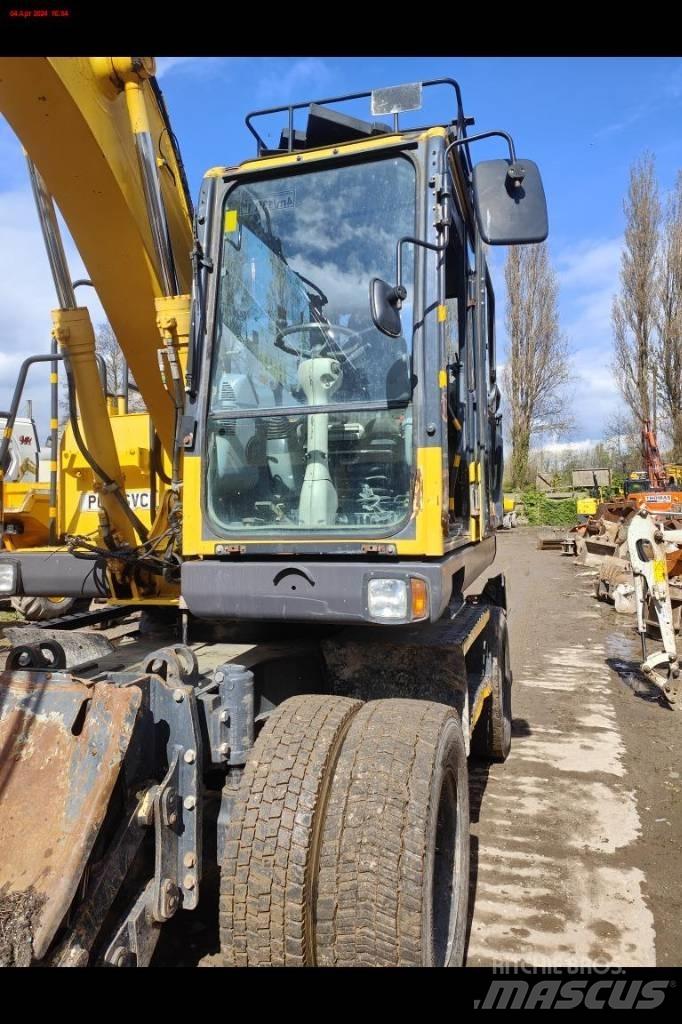 Komatsu PW 148-8 Koparki kołowe