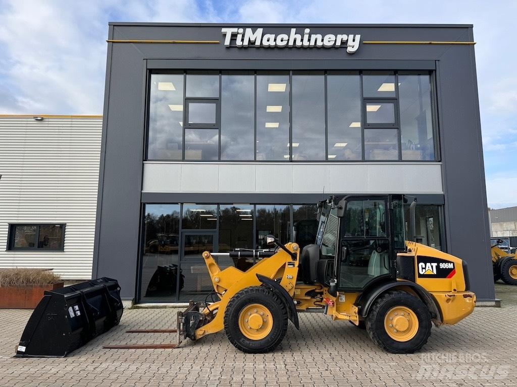 CAT 906M Ładowarki kołowe