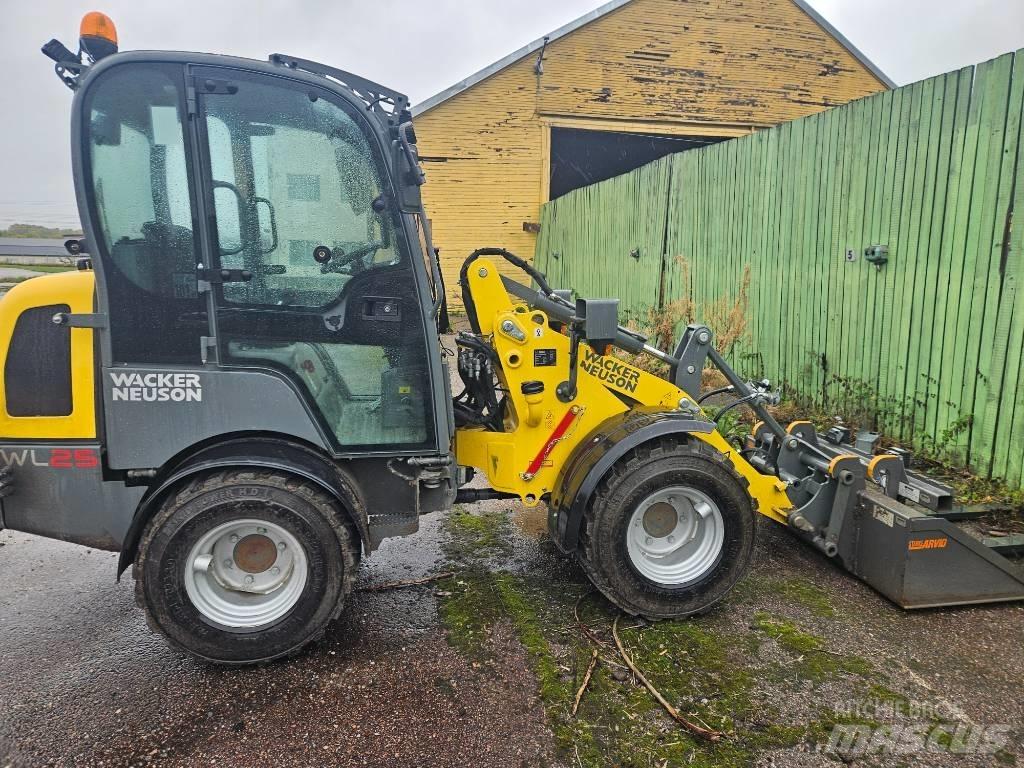 Wacker Neuson WL 25 Ładowarki kołowe