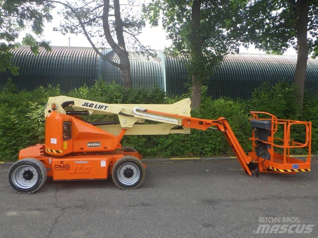 JLG M450AJ Podnośniki przegubowe
