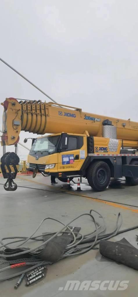 XCMG XCT240 Żurawie szosowo-terenowe