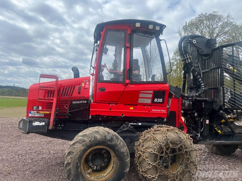 Komatsu 835 Forwardery