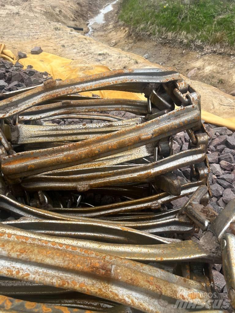 Komatsu 835 Forwardery