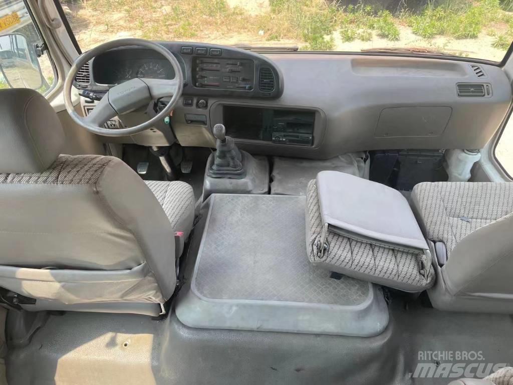 Toyota Coaster Autobusy międzymiastowe