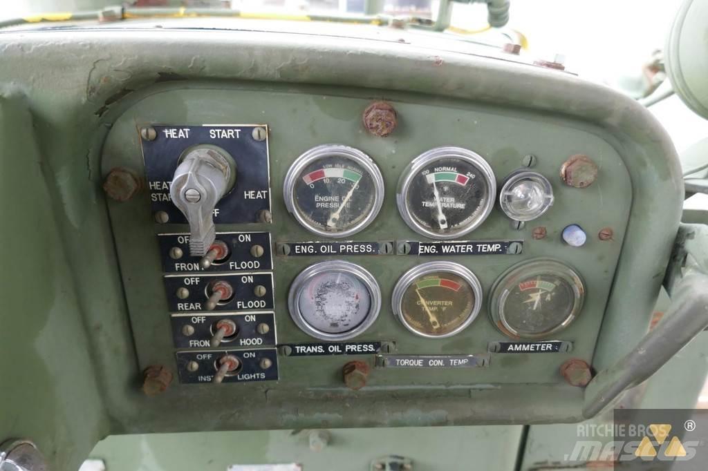 CAT D7F Ex-army Spycharki gąsienicowe