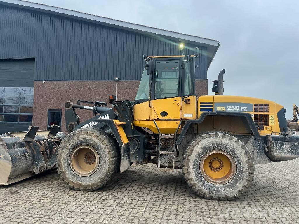 Komatsu WA 250 PZ-5 Ładowarki kołowe