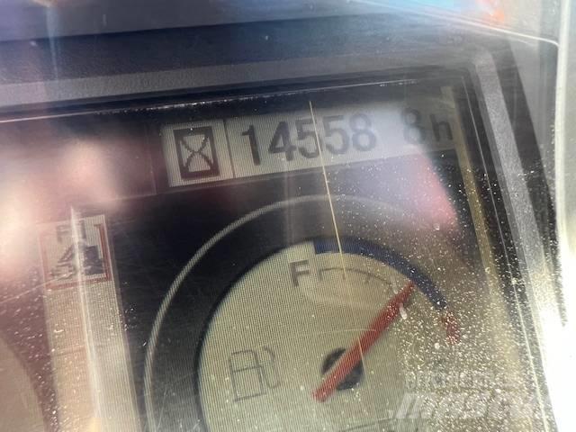 Hitachi ZX 210 LC-3 Koparki gąsienicowe