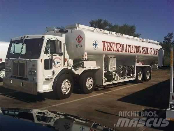 Kenworth L700 Cysterna