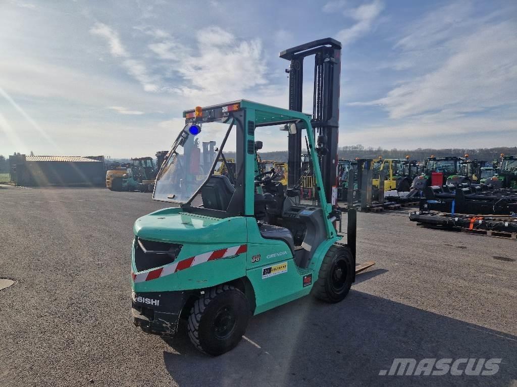 Mitsubishi FD30N Wózki widłowe wysokiego składowania