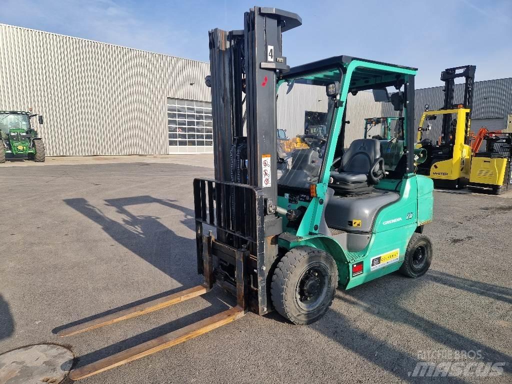 Mitsubishi FD30N Wózki widłowe wysokiego składowania