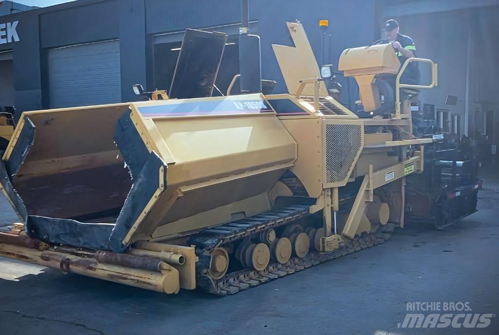 CAT AP 1050 B Rozściełacze do asfaltu