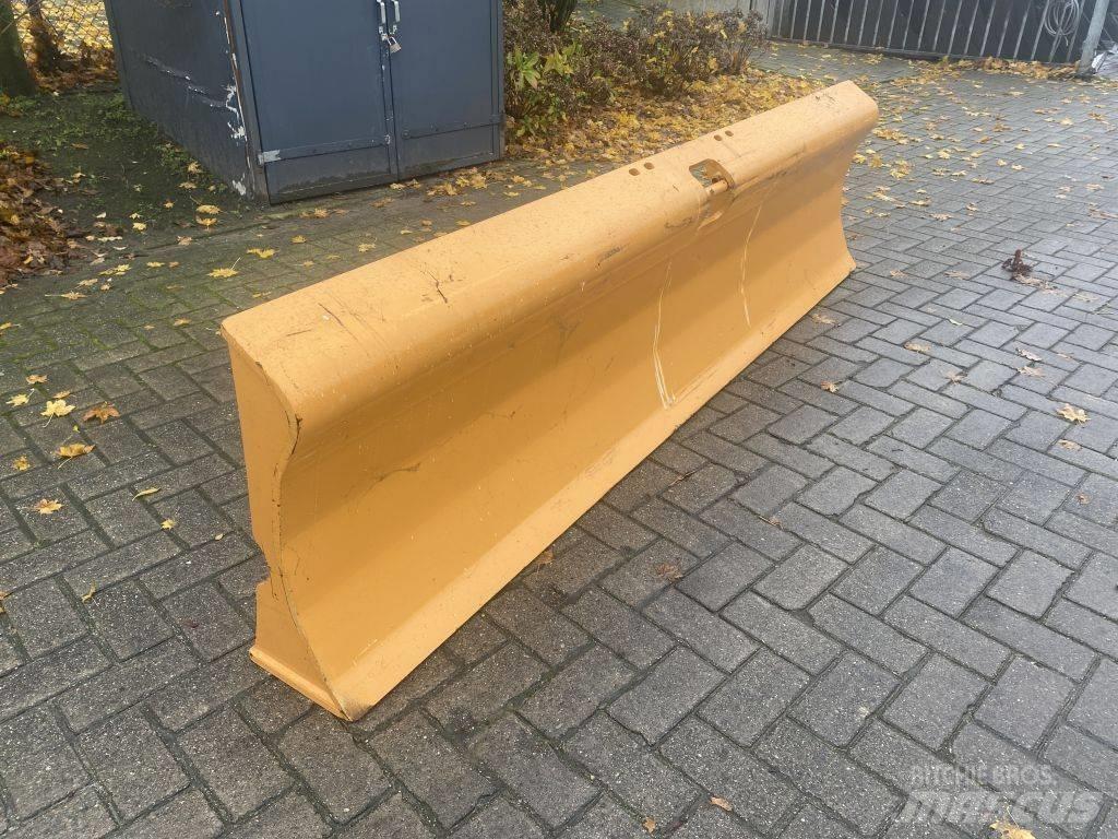 CASE DOZER BLADE Lemiesze