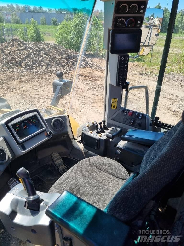CAT 966 M Ładowarki kołowe